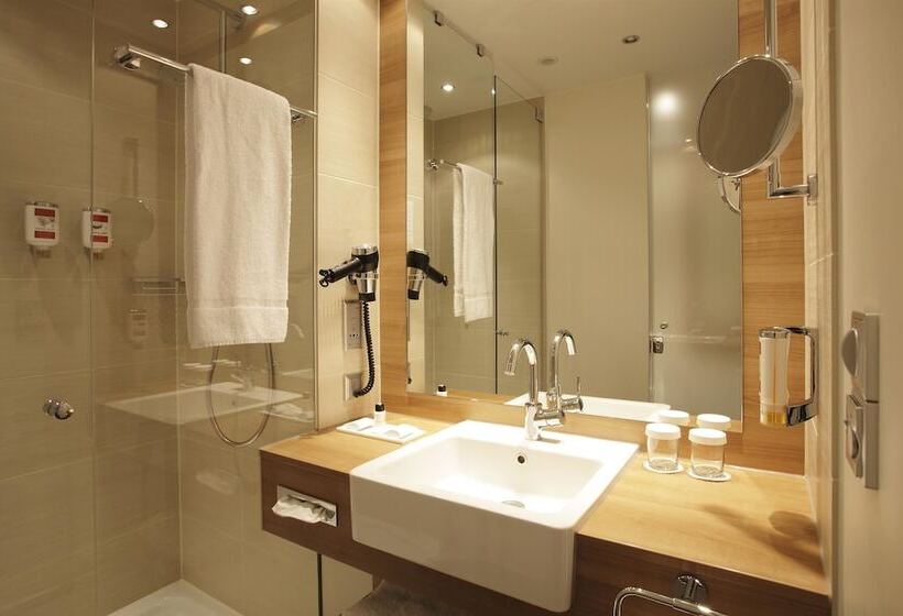 Komfort Zimmer, H4 Hotel Berlin Alexanderplatz