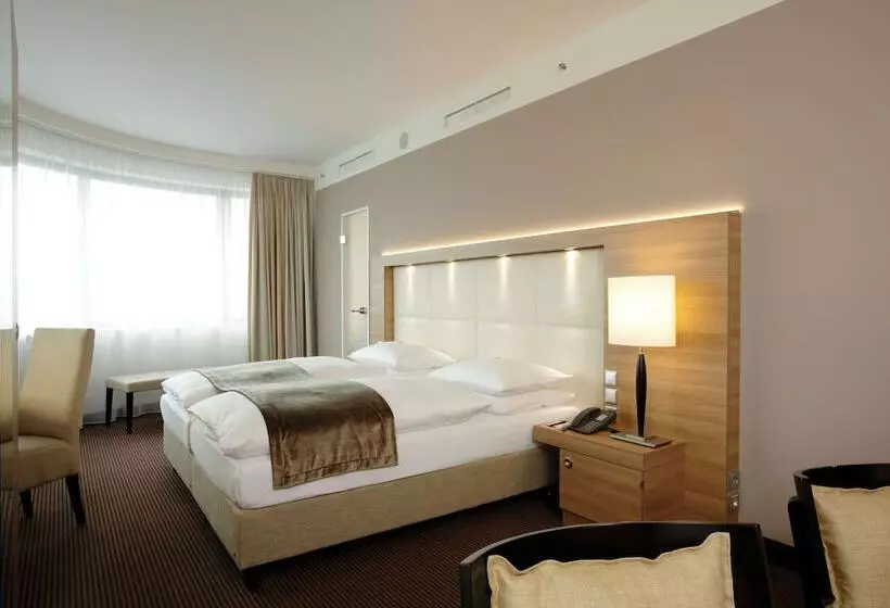 Komfort Zimmer, H4 Hotel Berlin Alexanderplatz