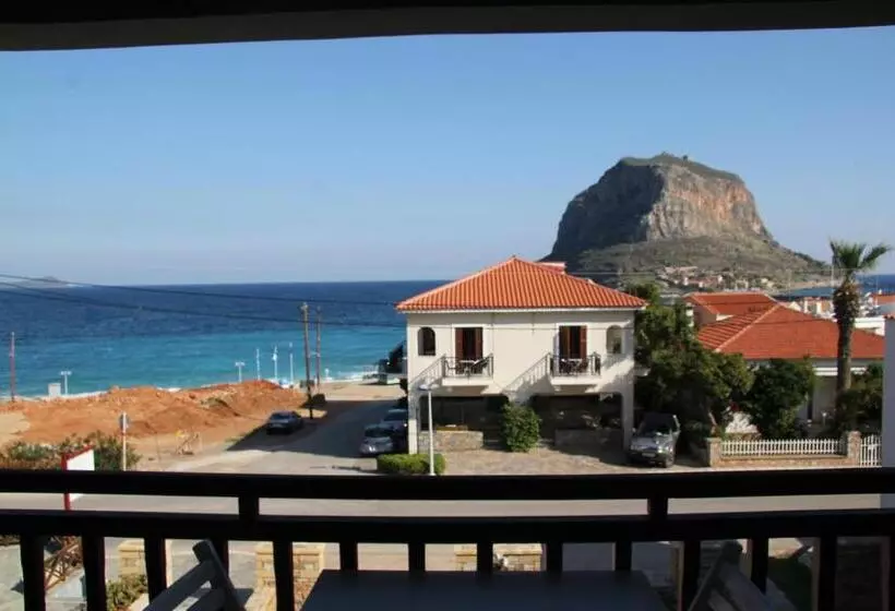 オーシャンビューデラックスルームバルコニー付き, The Flower Of Monemvasia