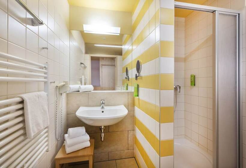 חדר סטנדרט, Jufa Hotel Bleiburg