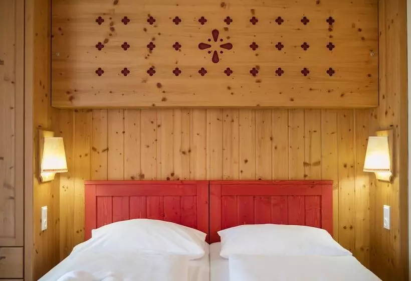 スタンダードトリプルルーム, Jufa Hotel Tieschen