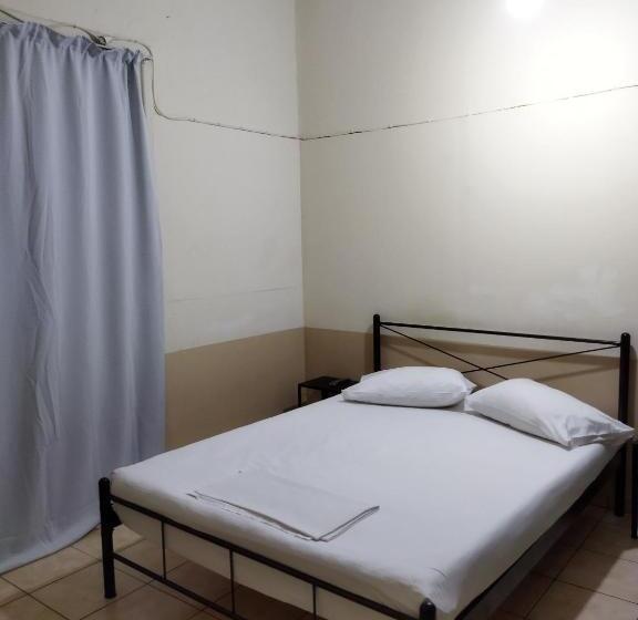 스탠다드 룸, San Remo Hostel