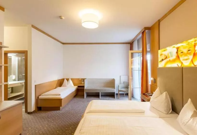 ファミリールーム, Thermenhotel Kurz