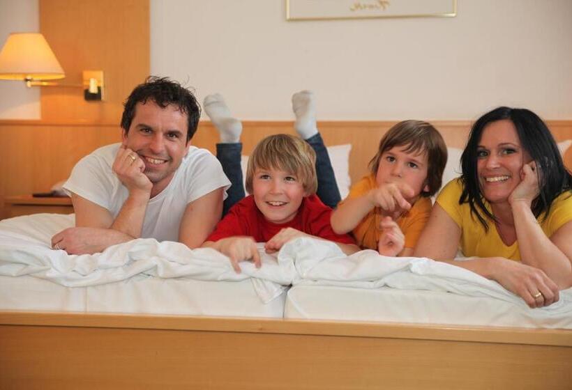 غرفة عائلية, Thermenhotel Kurz