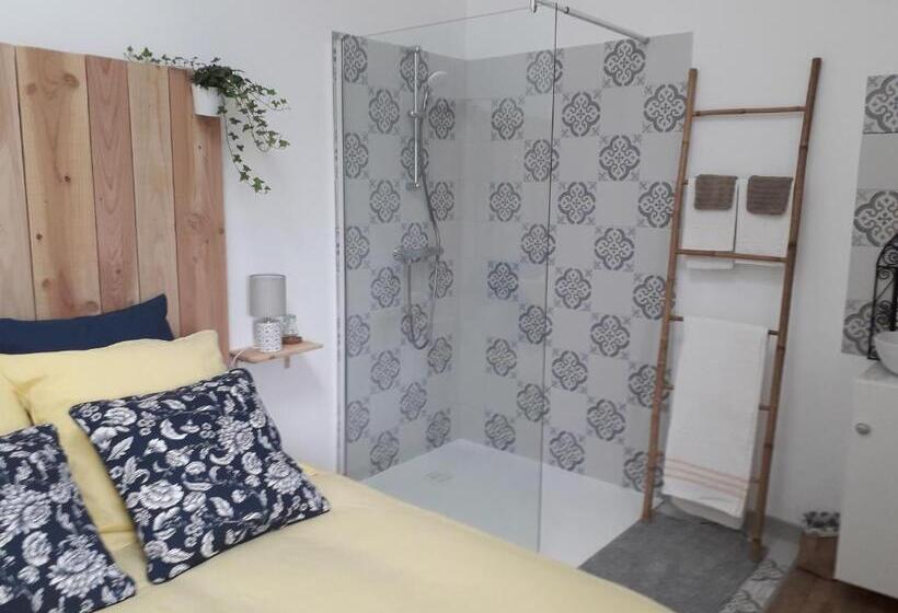 חדר סטנדרט, La Charme