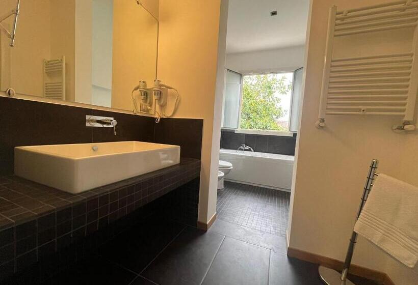 キングサイズベッドのスイートルーム, Horizon Suites