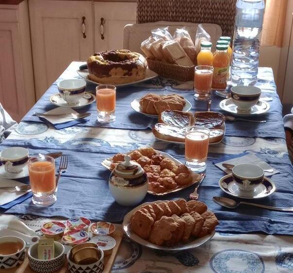 标准间, Lughera B&b