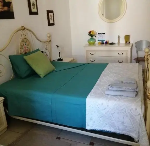 Habitació Estàndard Bany Compartit, Lughera B&b