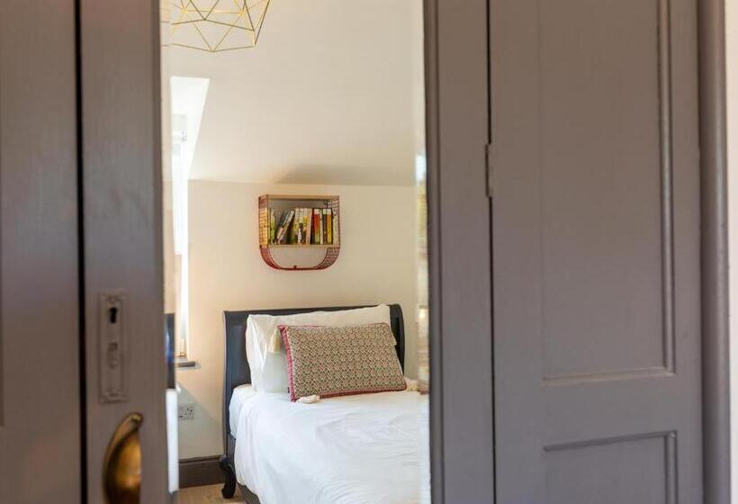 Апартаменты Пентхаус 1 Спальня, Macs Townhouse Dungarvan