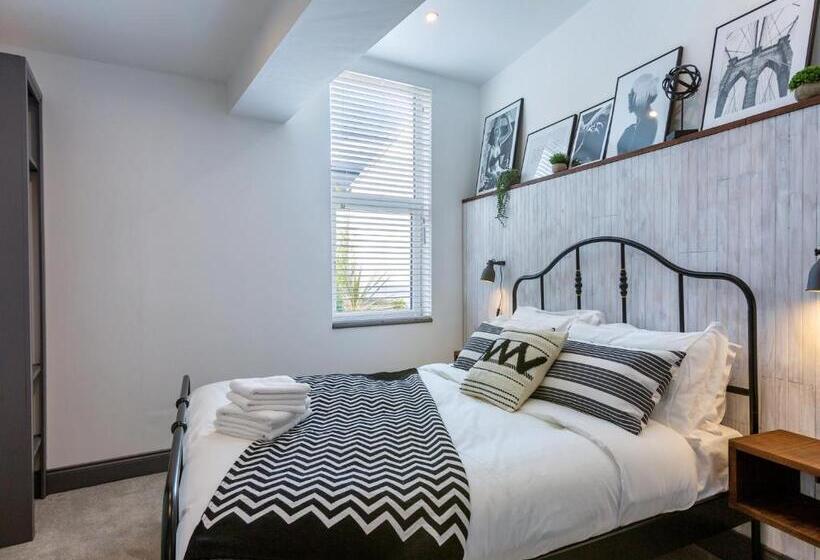 Апартаменты 1 Спальня Нижний Этаж, Macs Townhouse Dungarvan