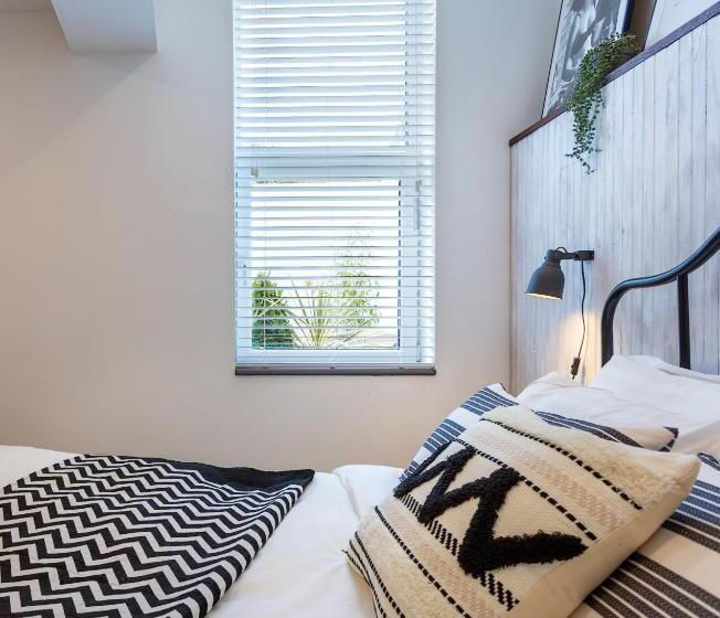 Апартаменты 1 Спальня Нижний Этаж, Macs Townhouse Dungarvan