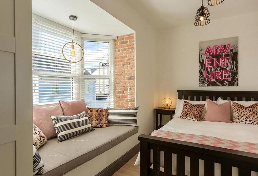 Апартаменты Deluxe 1 Спальня, Macs Townhouse Dungarvan