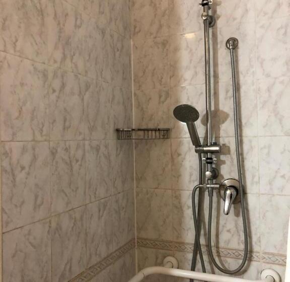 バスルーム共有のシングルスタンダード, Alloggio Al Giardino