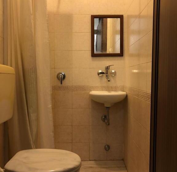 バスルーム共有のシングルスタンダード, Alloggio Al Giardino