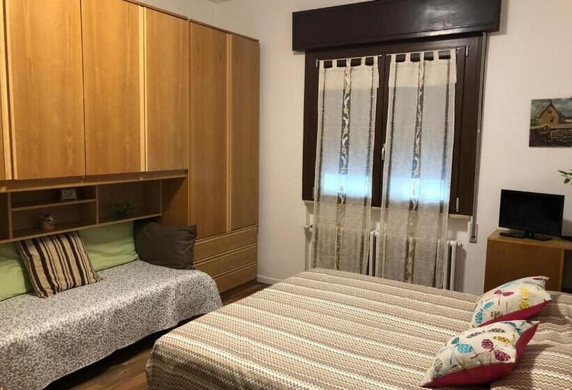 스탠다드 트리플 룸, Alloggio Al Giardino