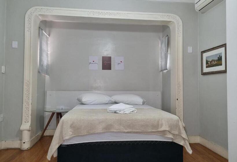 家庭间, Uba Apart Imóveis