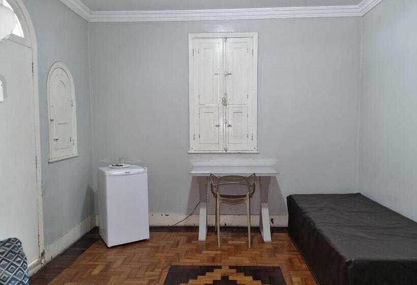 家庭间, Uba Apart Imóveis