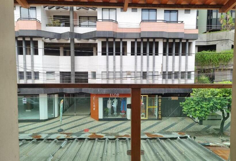 家庭间, Uba Apart Imóveis