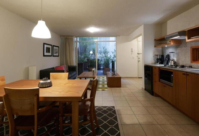 آپارتمان 2 خوابه, Apartamentos West End