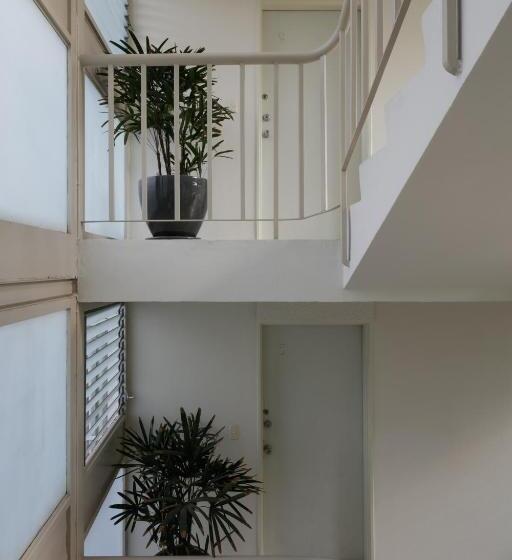 1 Bedroom Penthouse Apartment, Apartamentos West End