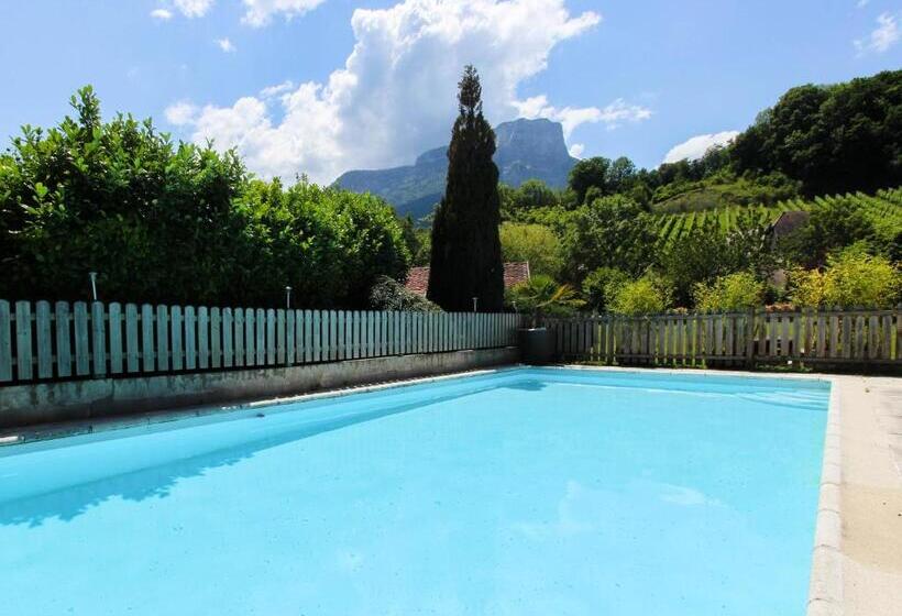 Полулюкс Вид на Горы, L étang De La Tourne