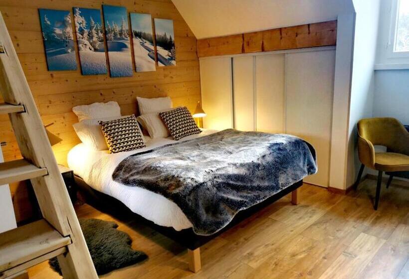 可观山景的小型套房, L étang De La Tourne