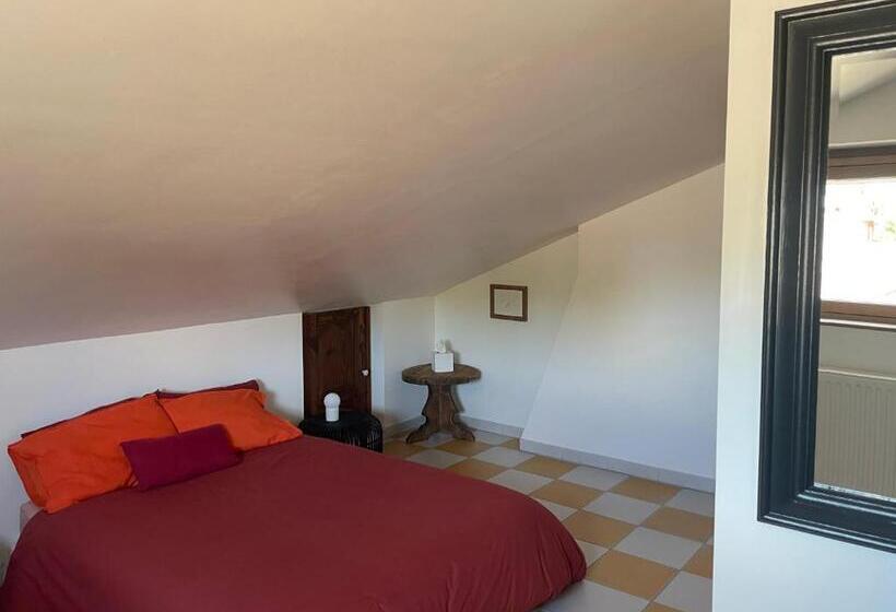 غرفة قياسية, Le Patio D Arles