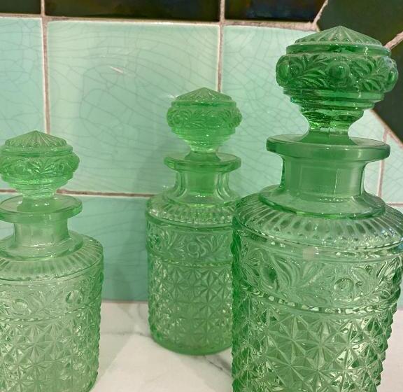 غرفة عائلية, Nova Zembla