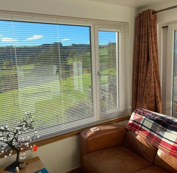 Стандартный Номер Кровать Кинг, Jacquie S B&b  Dumfries Room With A View   Hot Tub