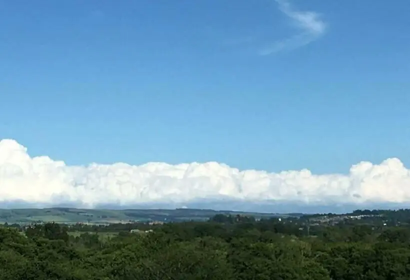 اتاق استاندارد با تخت بزرگ, Jacquie S B&b  Dumfries Room With A View   Hot Tub