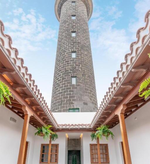 جناح إدارى, Lighthouse On La Palma Island