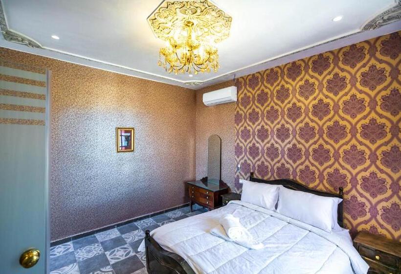اتاق استاندارد با چشم‌انداز کوهستان, Palais Shazam & Spa