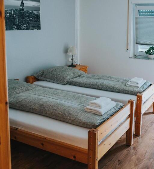 Номер Стандарт с Балконом, Three Corners