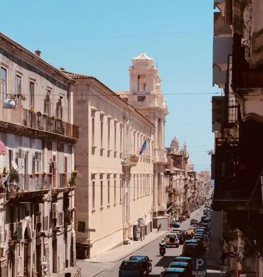 اتاق لوکس با بالکن, Le Stanze Dello Scirocco