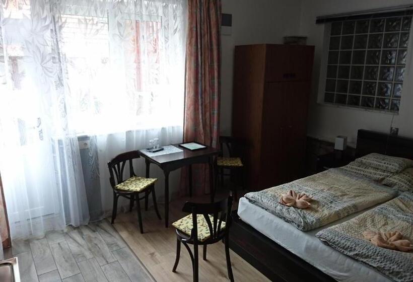 장애인을 위한 킹사이즈 침대 스탠다드 룸, Bé La 2 Vendégház