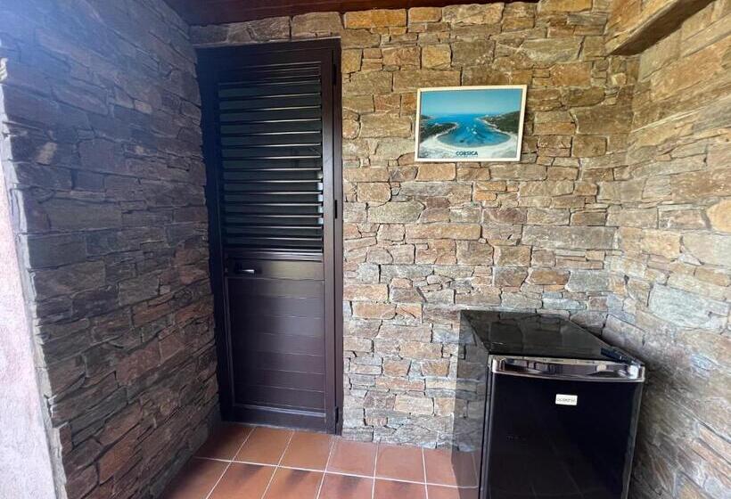 Номер Стандарт Вид на Сад, Chambres Et Tables D Hôtes Zélia & Jacques Berquez