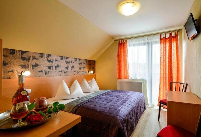 غرفة قياسية مزوَّدة بشُرفة, Ubytovanie Pod Tatrami