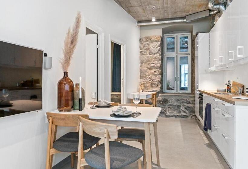 Апартаменты 2 Спальни, Aalesund City Apartment