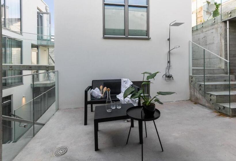 Апартаменты 2 Спальни, Aalesund City Apartment