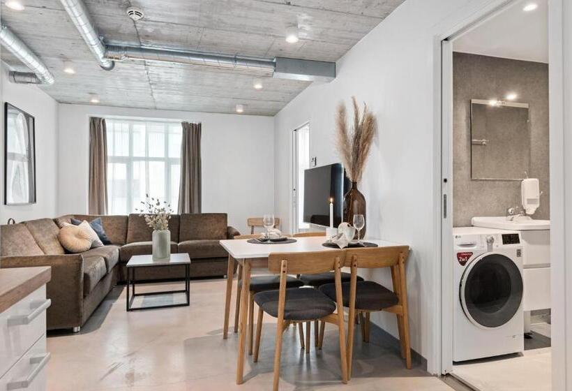 Апартаменты 2 Спальни, Aalesund City Apartment