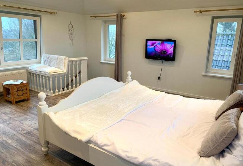 חדר סטנדרט עם מיטת קינג, B&b De Hooiberg Edam Volendam