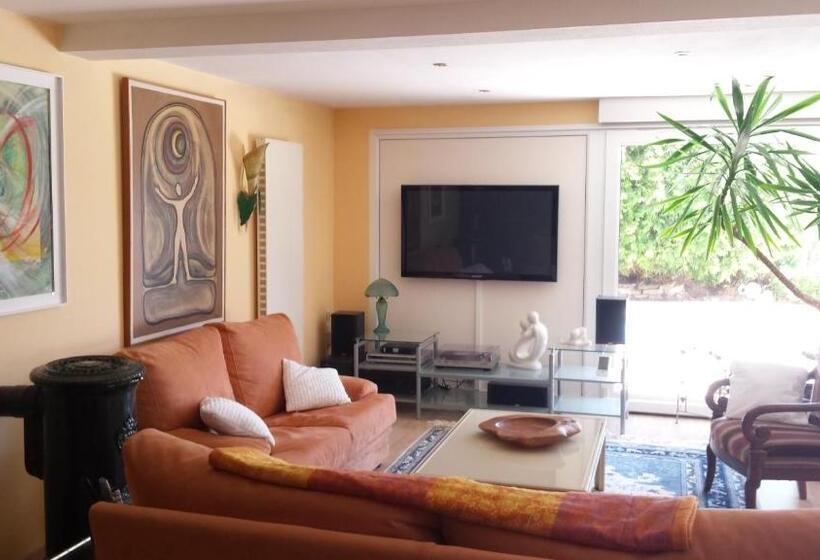 プールビュースタンダードルーム, Notre Rêve   Chambre D Hôtes