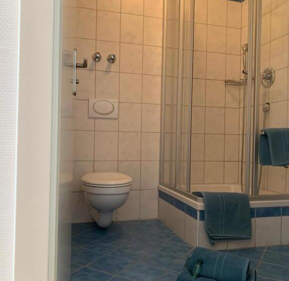 اتاق استاندارد یک نفره, Landshuter Hof