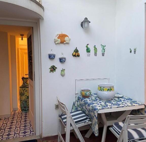 1ベッドルームのデラックスアパートメント, Civico13 Capri