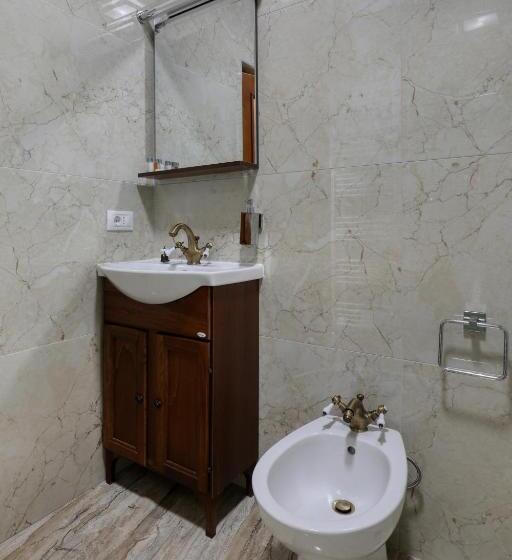 带1个卧室带观景的公寓, Ivascu