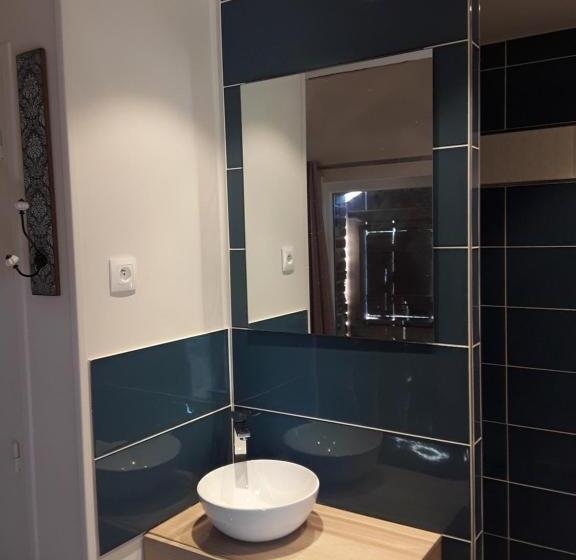 스탠다드 룸 가든 전망, Les Charmilles De Valencendre