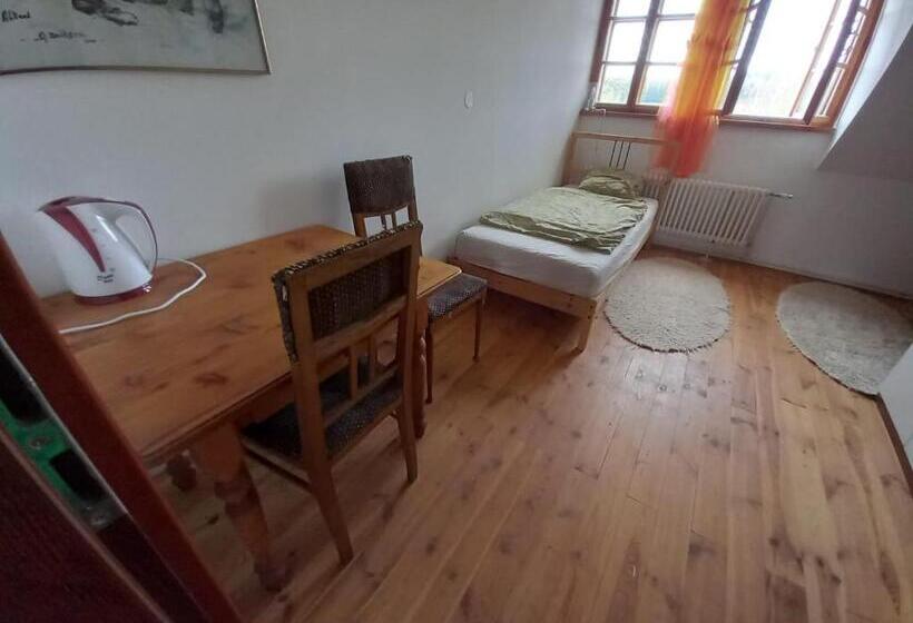 Номер Стандарт, Pension Hermína