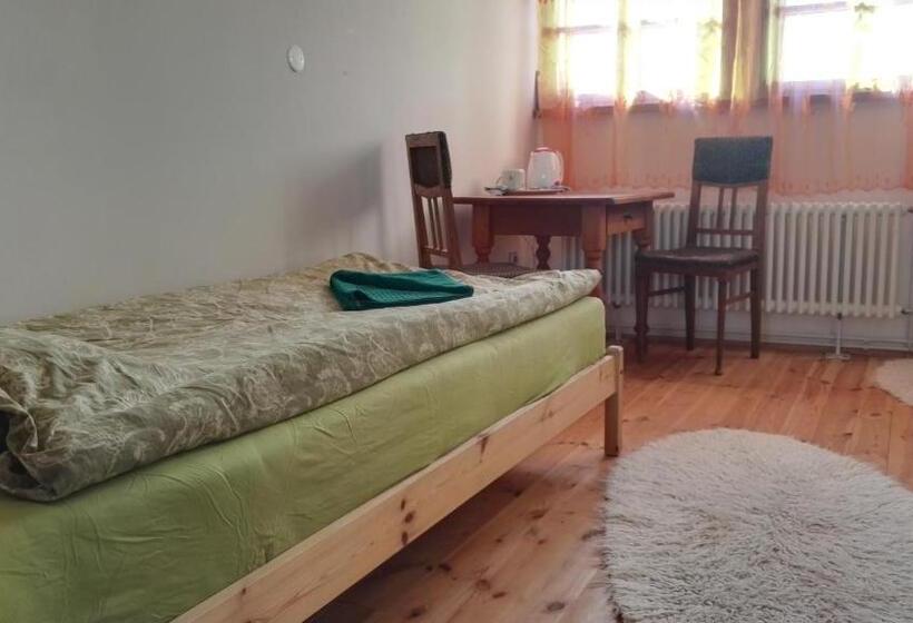 Номер Стандарт, Pension Hermína