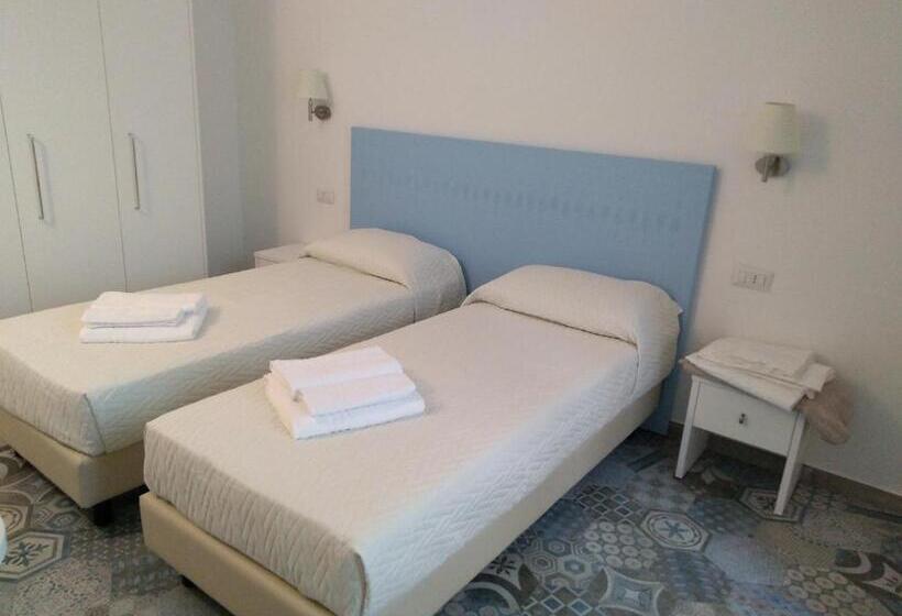 Номер Стандарт с Террасой, Locanda B&b Dandana