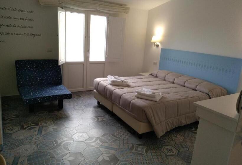 חדר דלוקס לשלושה, Locanda B&b Dandana